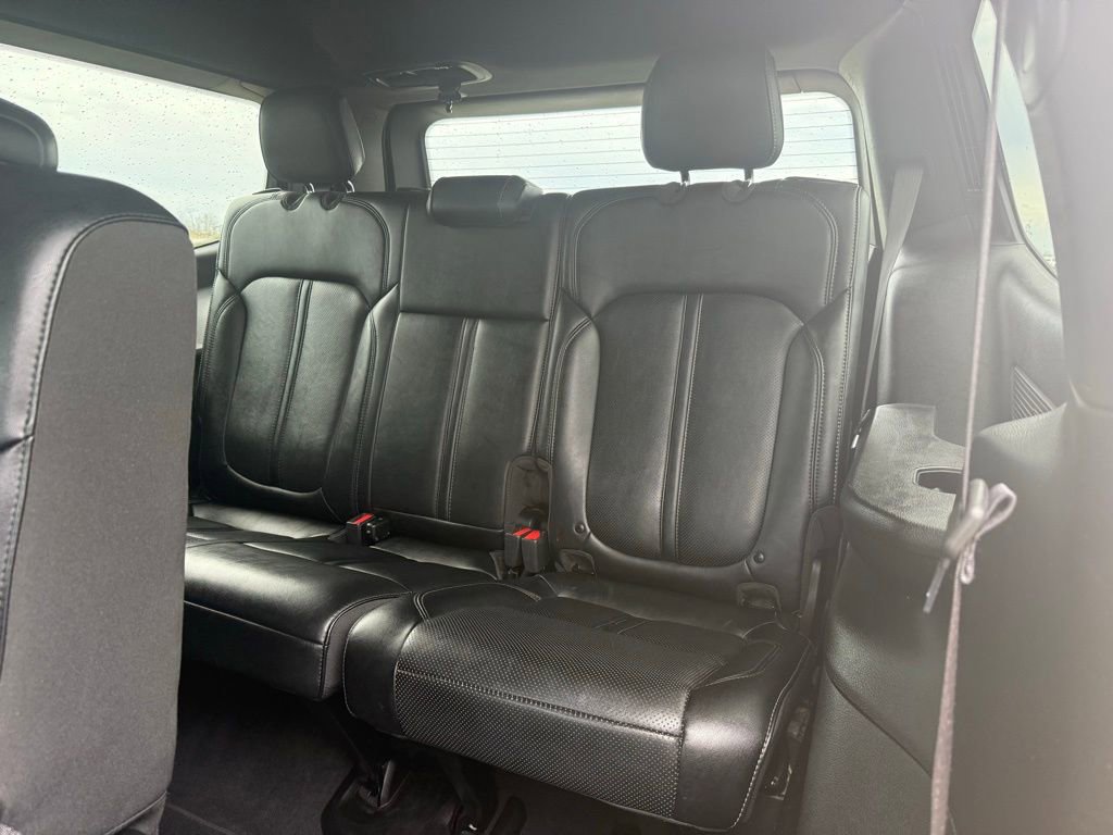 Used 2024 Jeep Wagoneer L Series II w/ Flexible Seating Group image 11