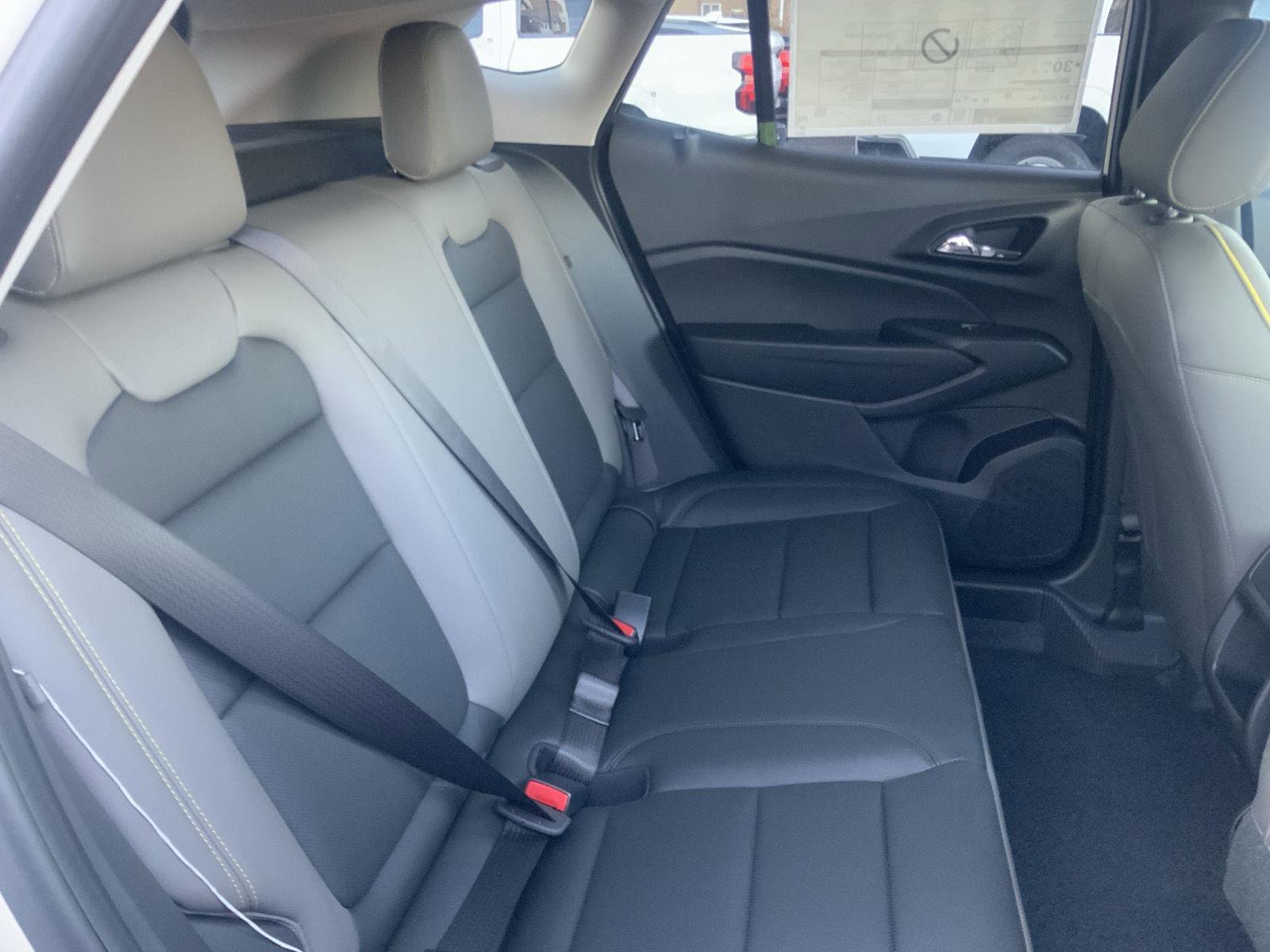 New 2026 Chevrolet Trax ACTIV w/ Driver Confidence Package image 12