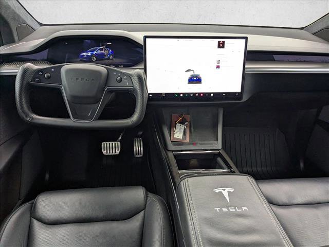 Used 2022 Tesla Model X Plaid image 16