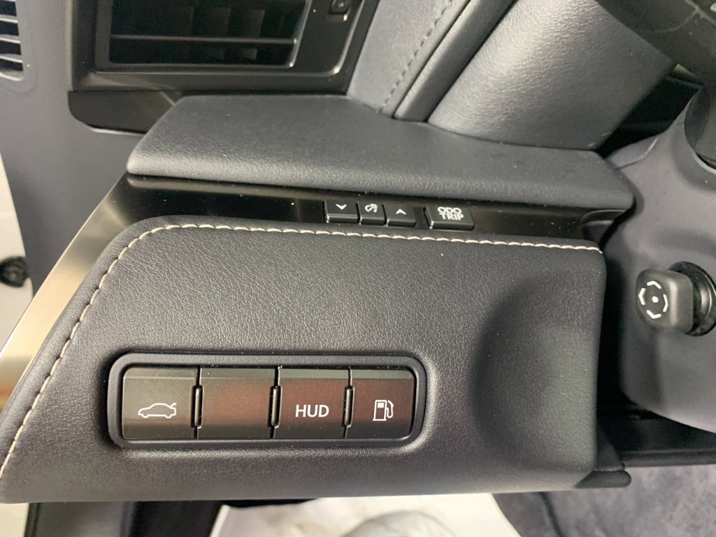 Used 2018 Lexus LC 500 Coupe image 17