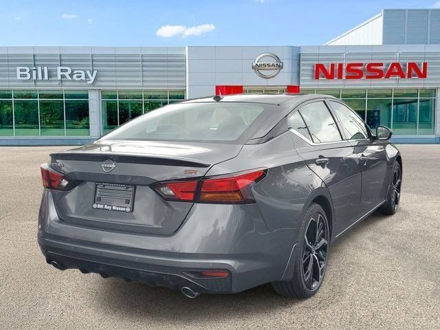 New 2026 Nissan Altima 2.5 SR FWD image 4