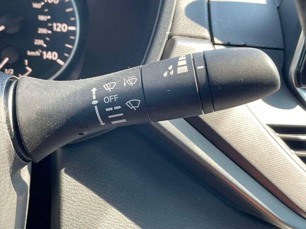 Used 2024 Nissan Altima 2.5 SR FWD image 25