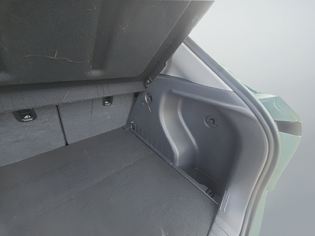 Used 2025 Hyundai Kona SEL FWD image 20