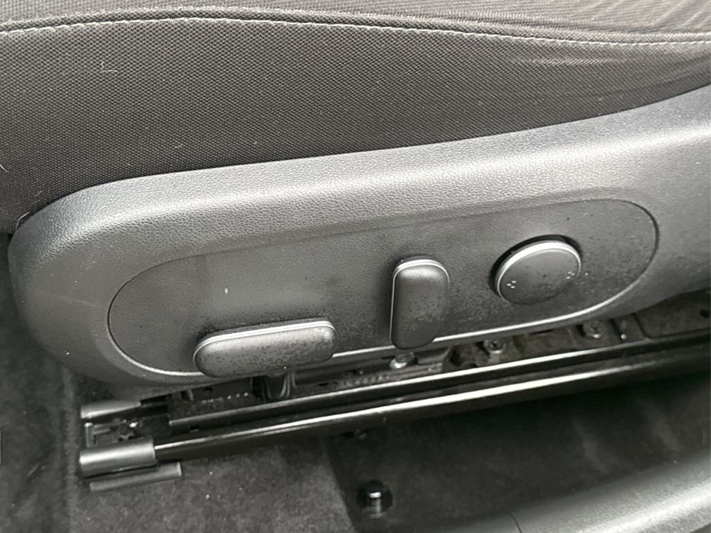 Used 2024 Hyundai Kona SEL image 33