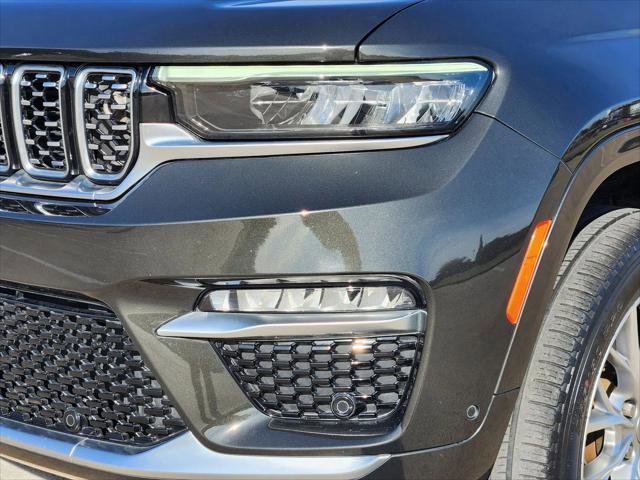 Certified 2023 Jeep Grand Cherokee Summit w/ Adv Protech Group IV image 9