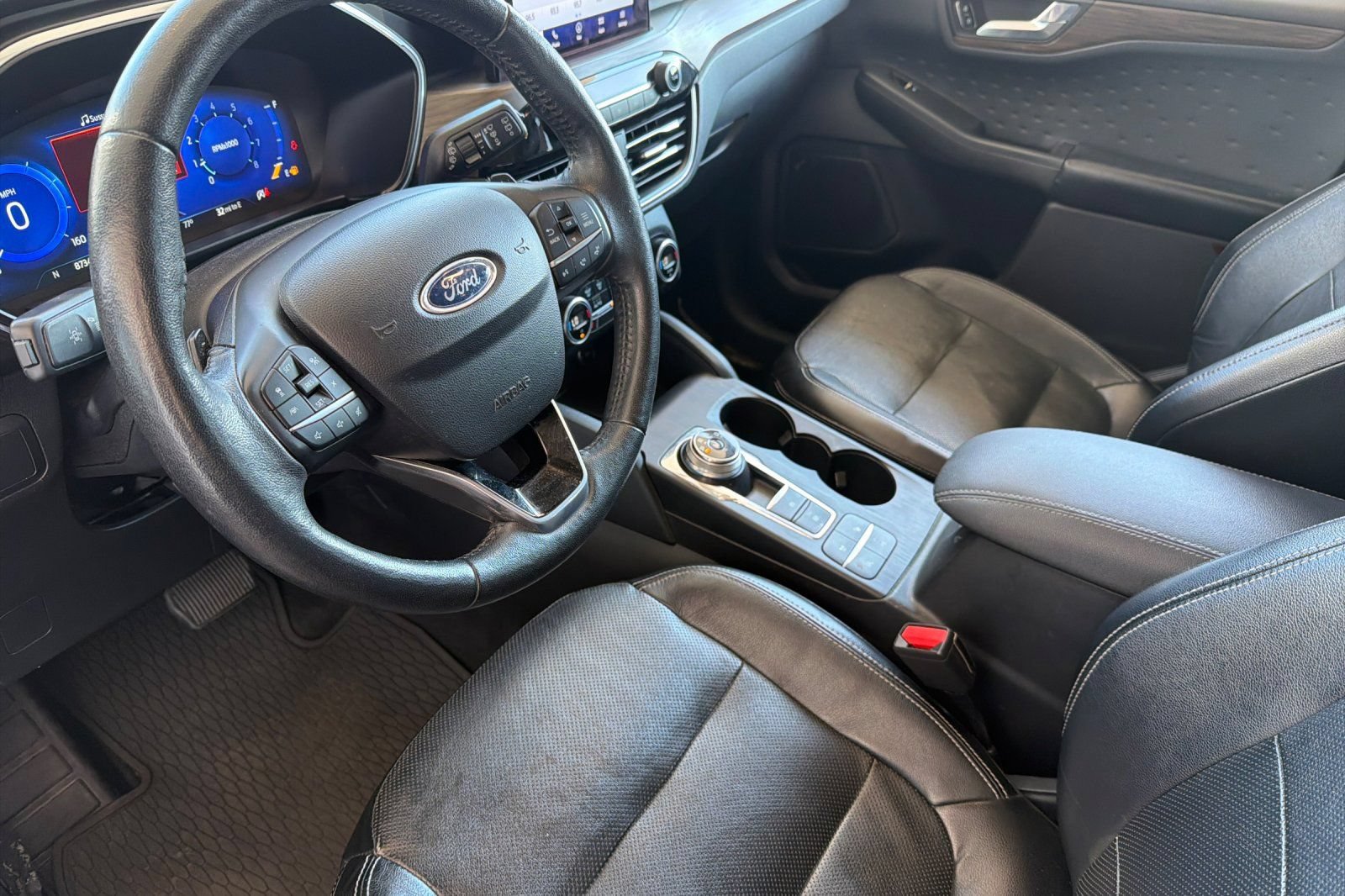 Used 2020 Ford Escape Titanium AWD/4WD image 10
