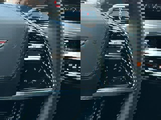 New 2025 Cadillac XT5 Premium Luxury image 15