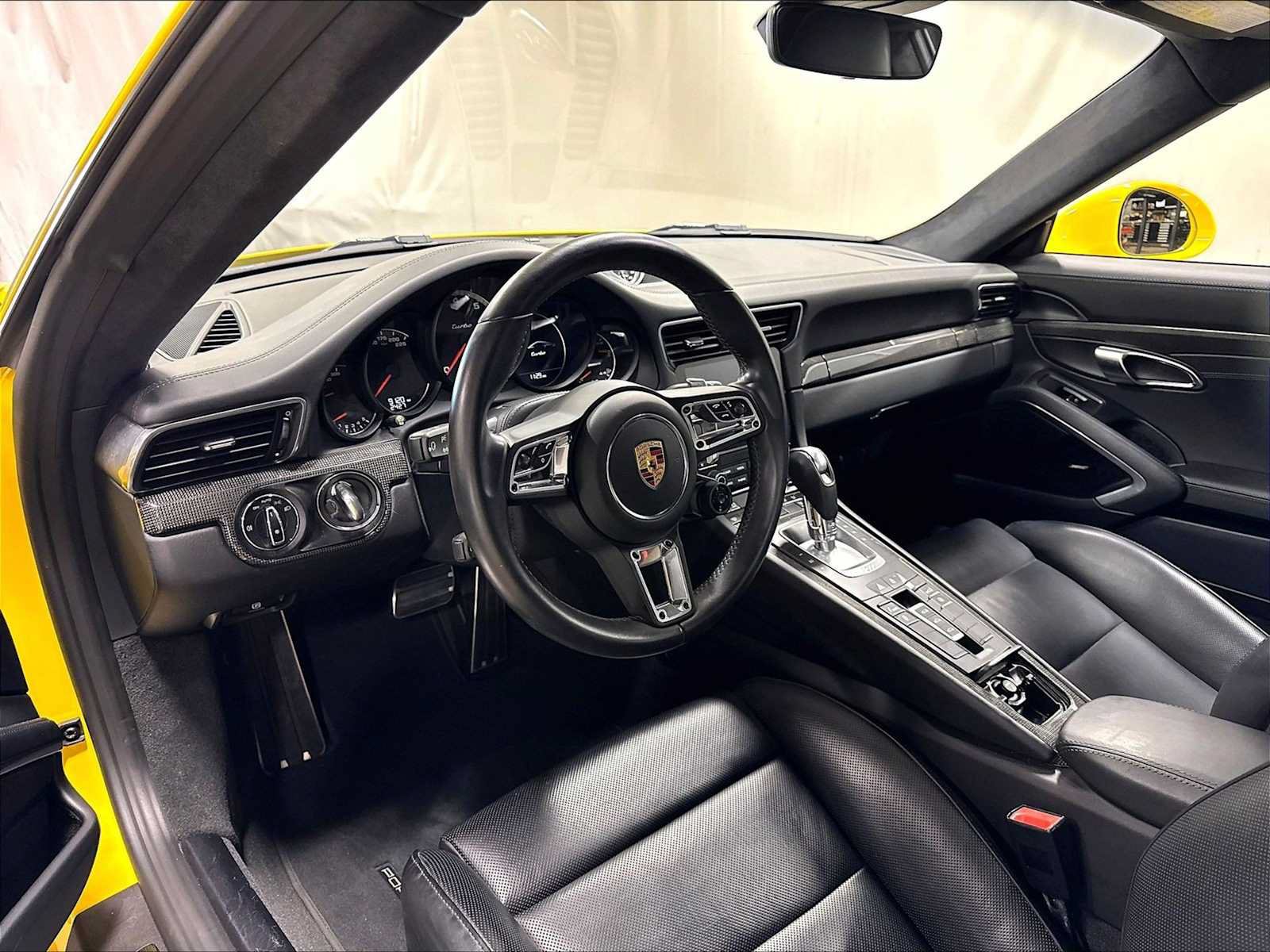 Used 2019 Porsche 911 Turbo AWD/4WD image 7
