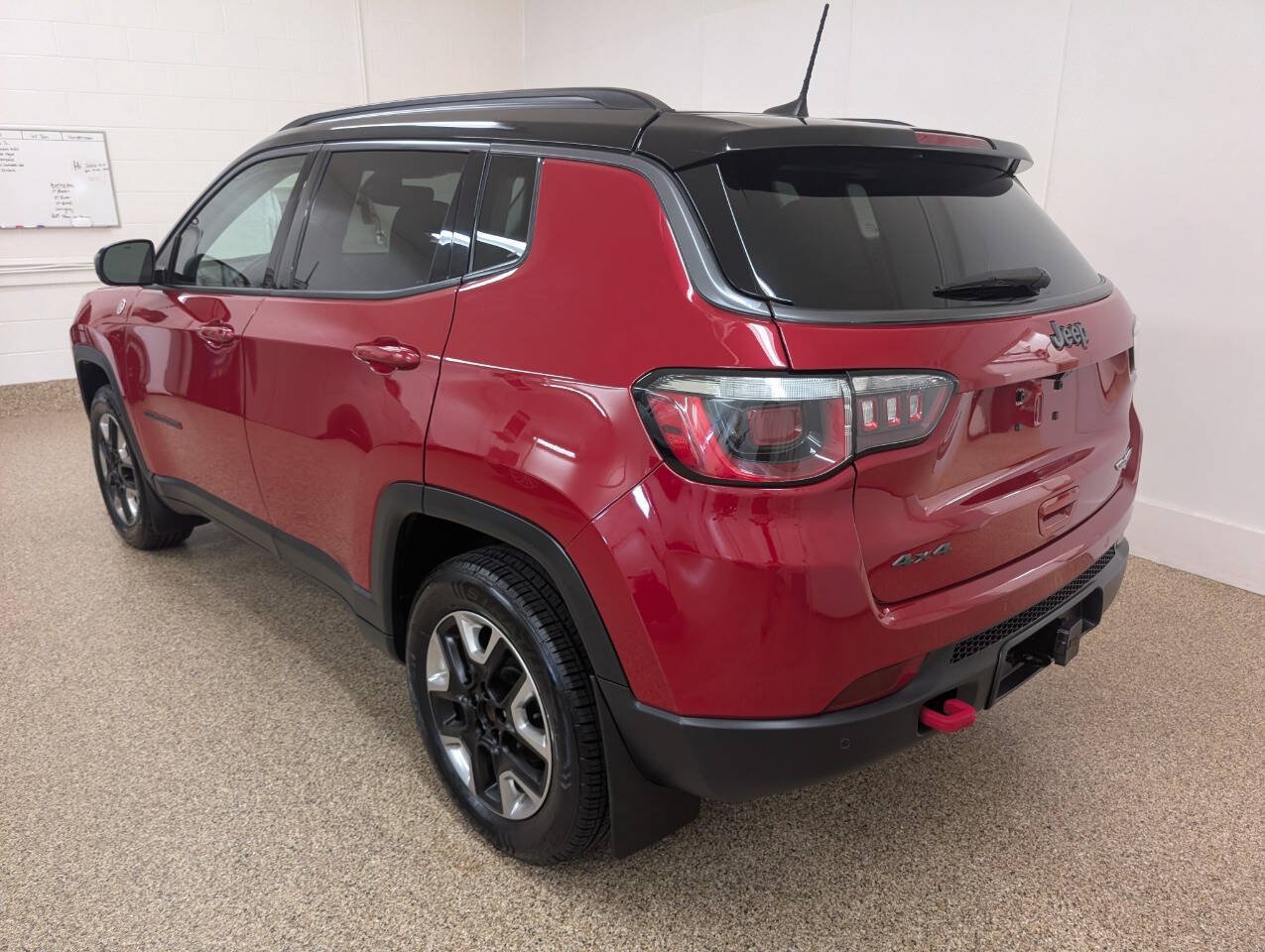 Used 2018 Jeep Compass Trailhawk w/ Safety & Security Group AWD/4WD image 3