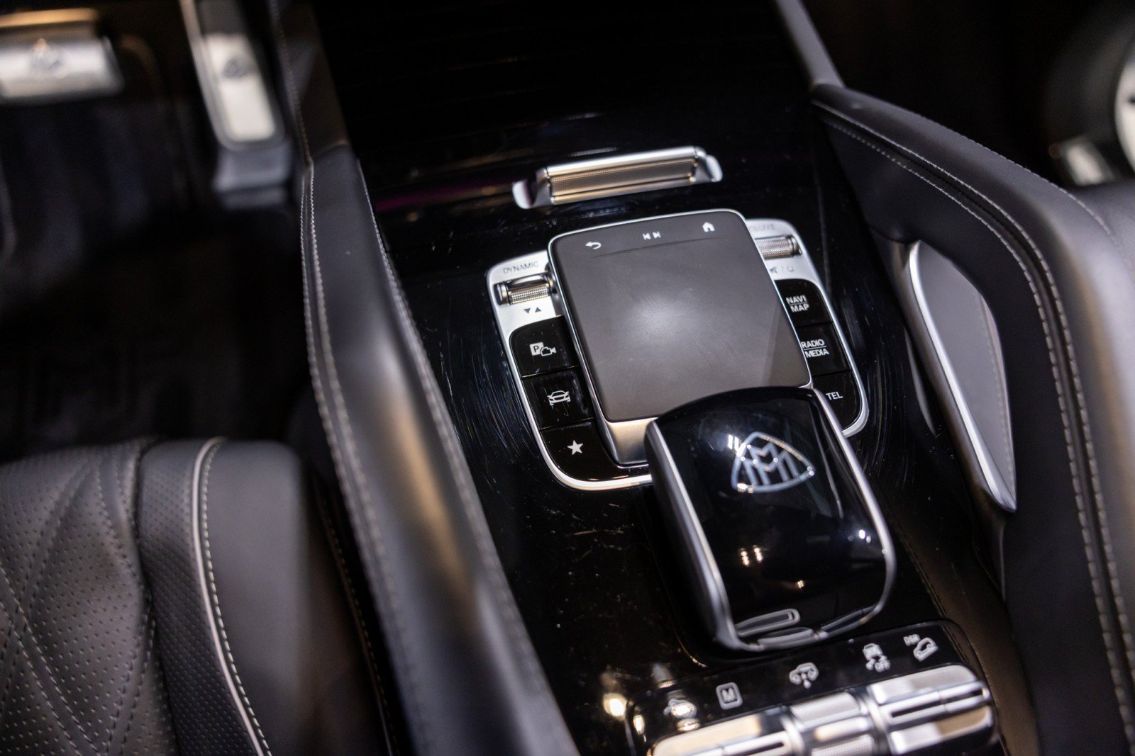 Used 2024 Mercedes-Benz Maybach GLS 600 4MATIC image 44