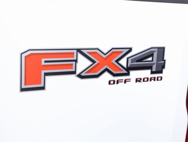 Used 2023 Ford F250 Lariat w/ Chrome Package image 11