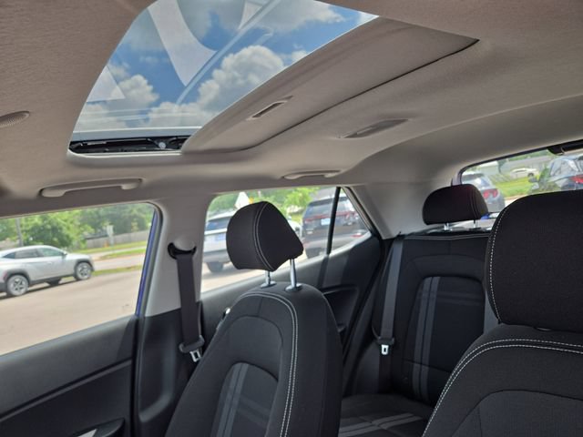 New 2026 Hyundai Venue SEL FWD image 27