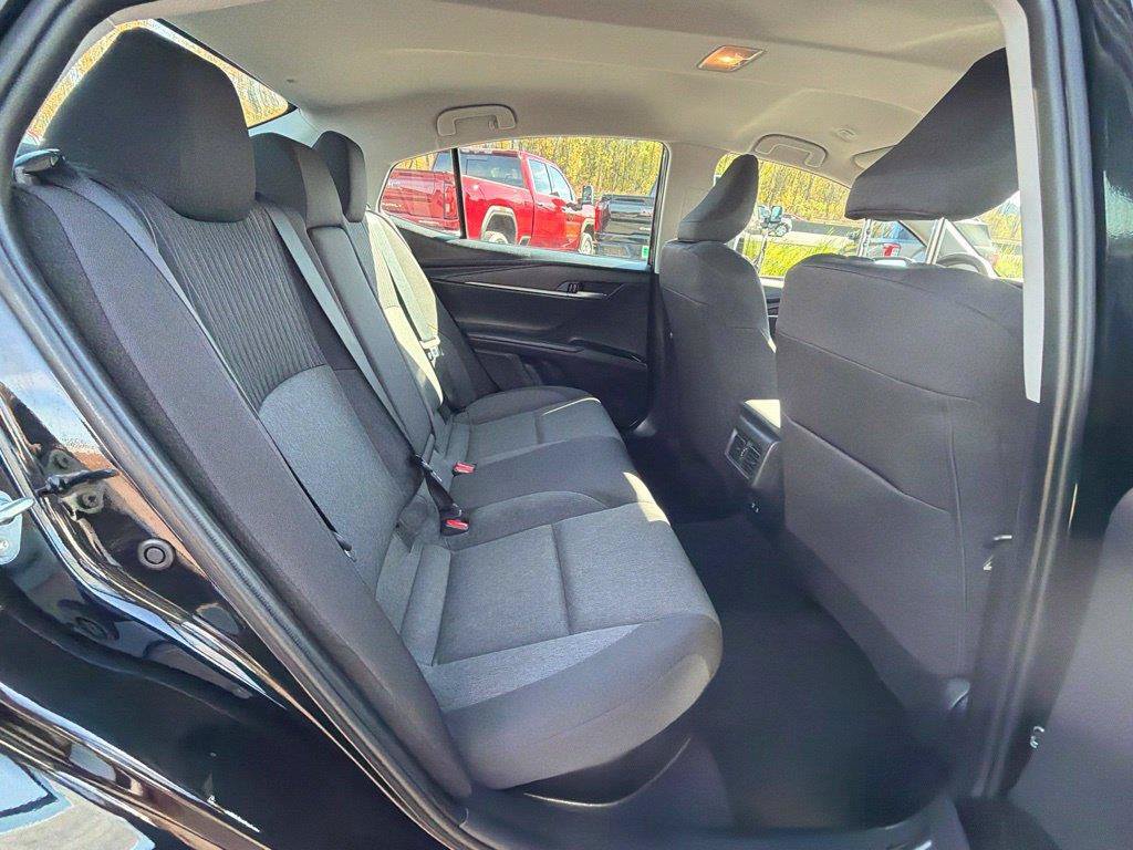 Used 2026 Toyota Camry LE FWD image 14