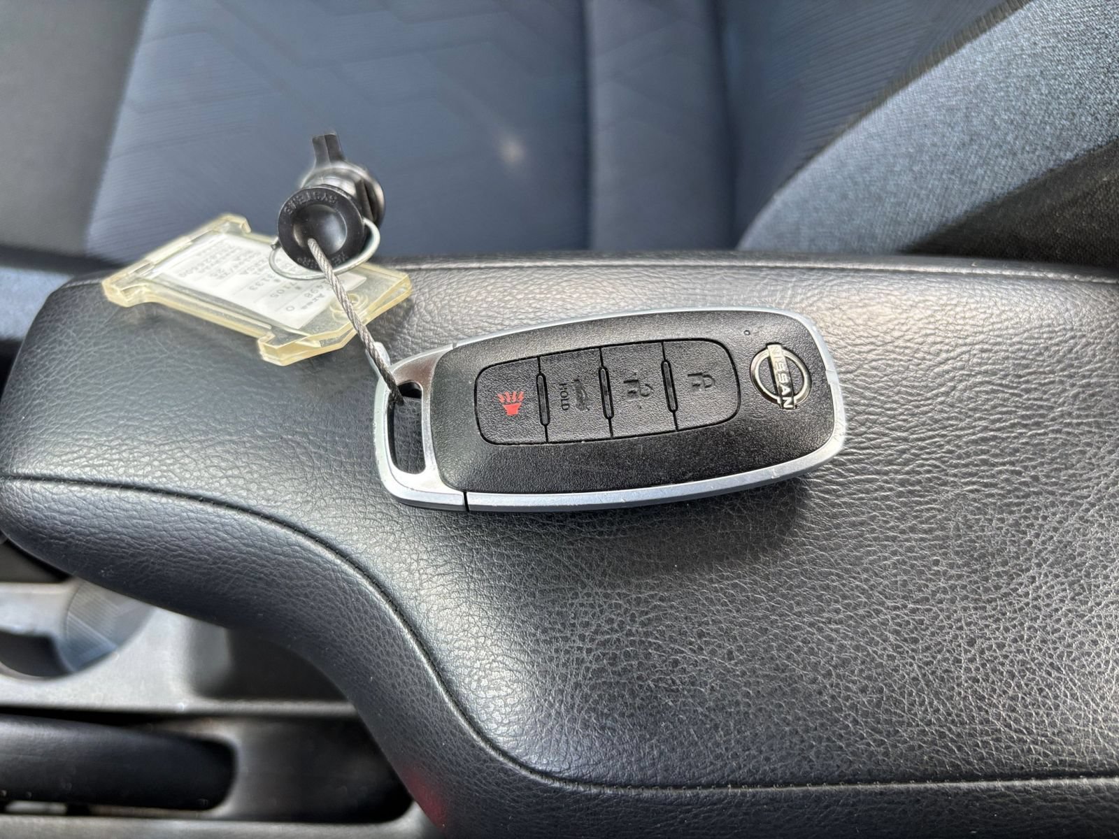 Used 2025 Nissan Versa SV FWD image 20