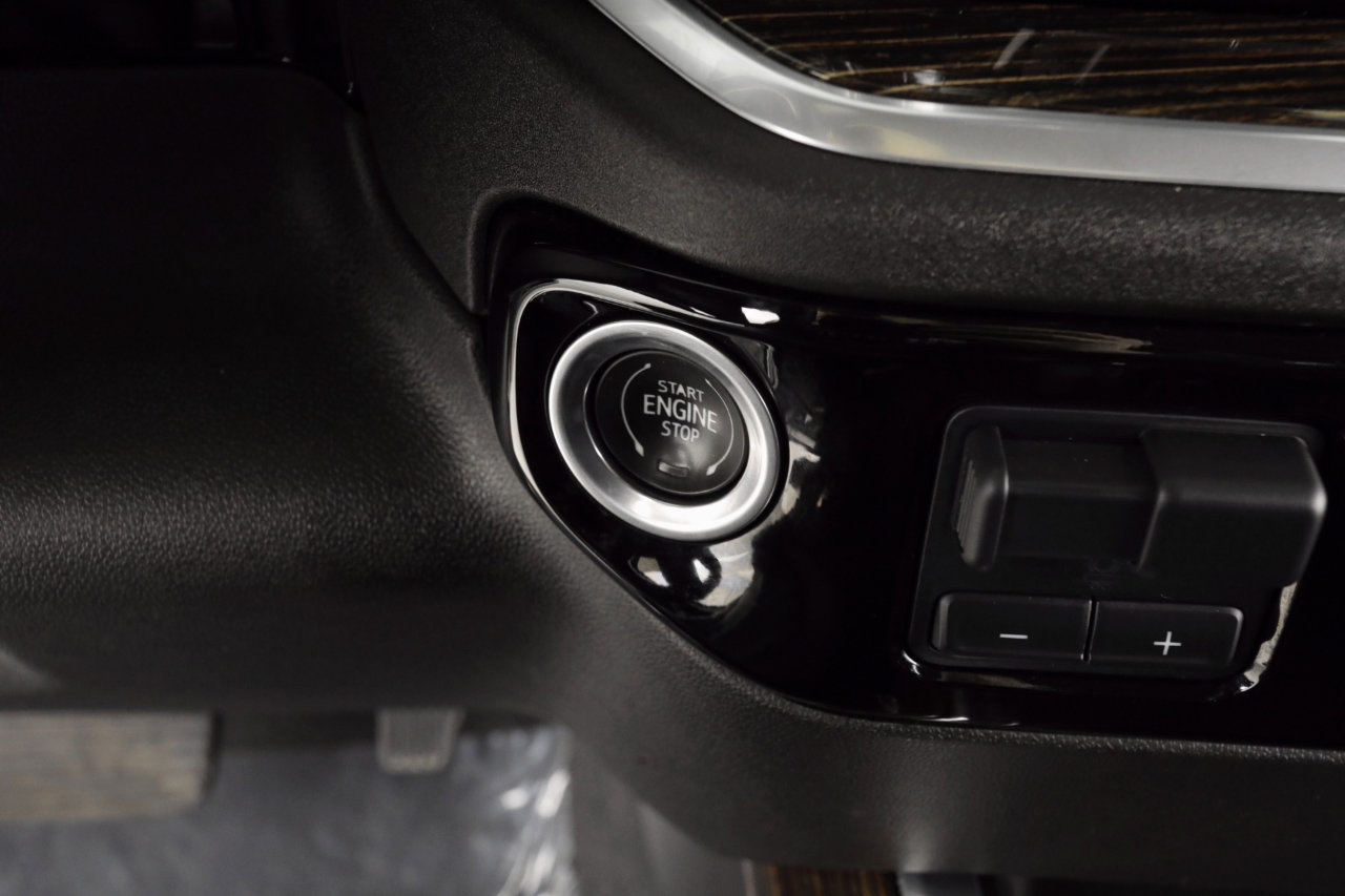 Used 2022 GMC Sierra 1500 Elevation image 18