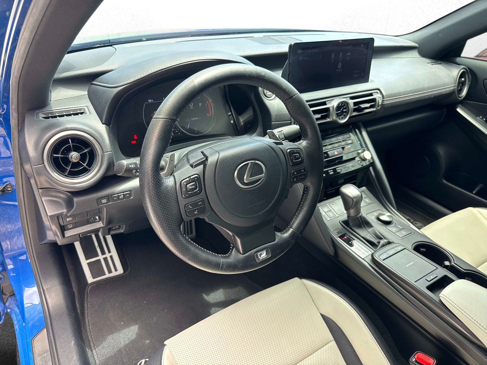 Certified 2022 Lexus IS 350 F Sport RWD image 21