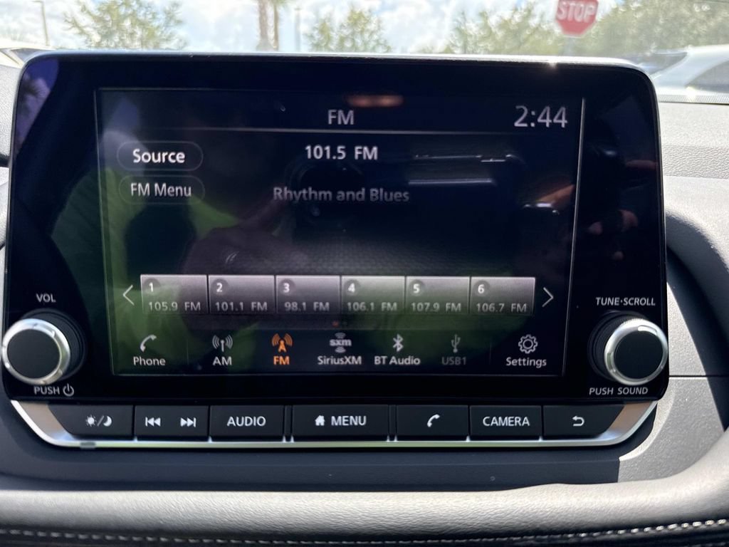 Used 2026 Nissan Rogue SV FWD image 27