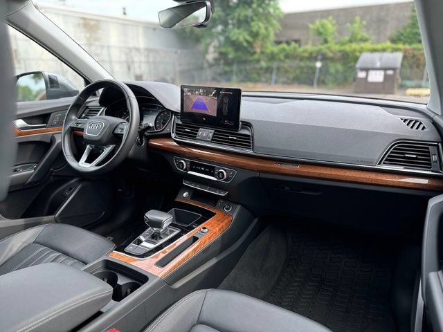 Used 2023 Audi Q5 2.0T Premium w/ Convenience Package AWD/4WD image 19