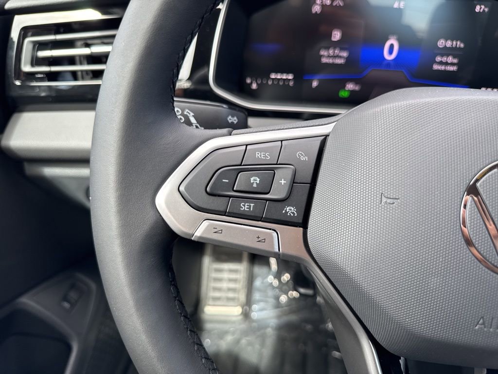 New 2025 Volkswagen Jetta Sport image 31