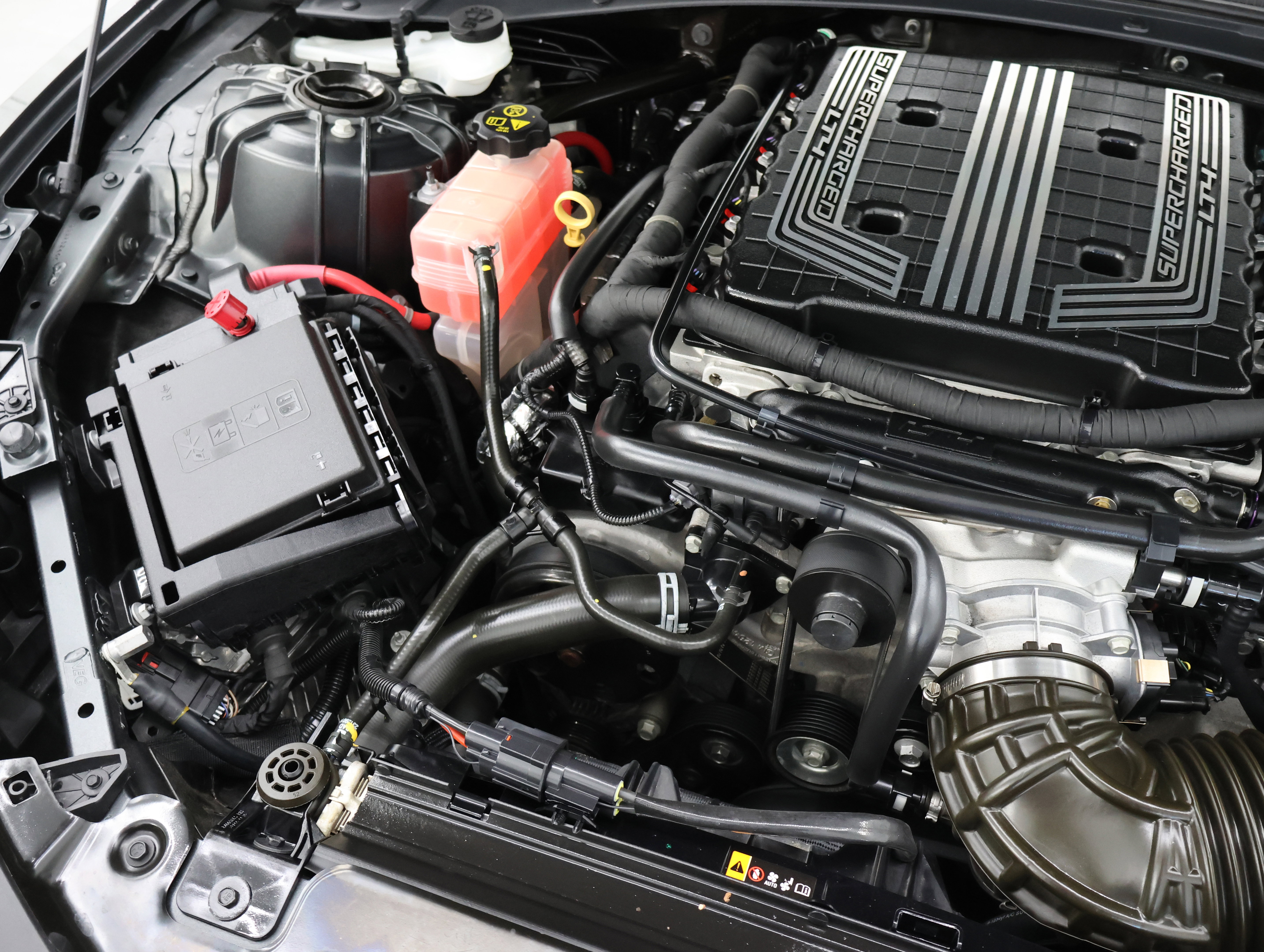 Used 2017 Chevrolet Camaro ZL1 RWD image 17