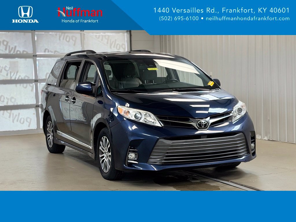 Used 2018 Toyota Sienna XLE w/ XLE Navigation Package