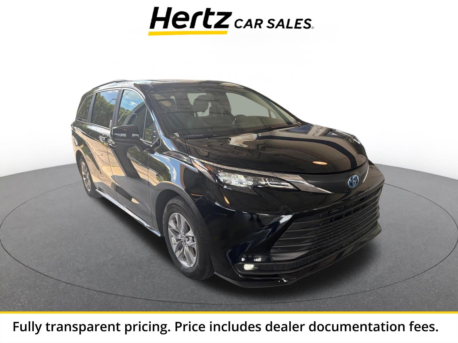 Used 2025 Toyota Sienna XLE