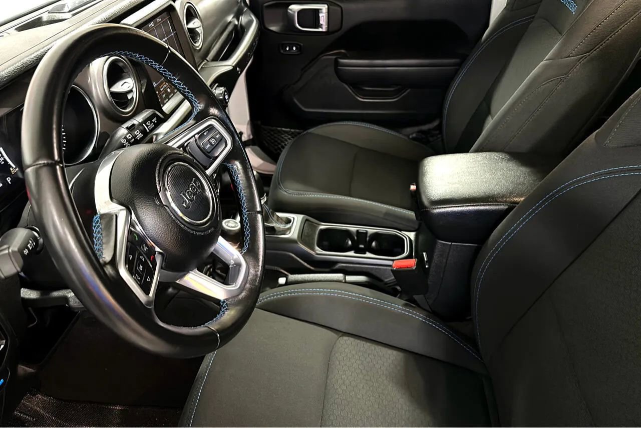 Used 2022 Jeep Wrangler Unlimited Rubicon 4xe image 41