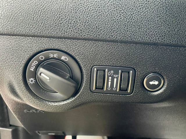 Used 2023 Dodge Charger SXT RWD image 34