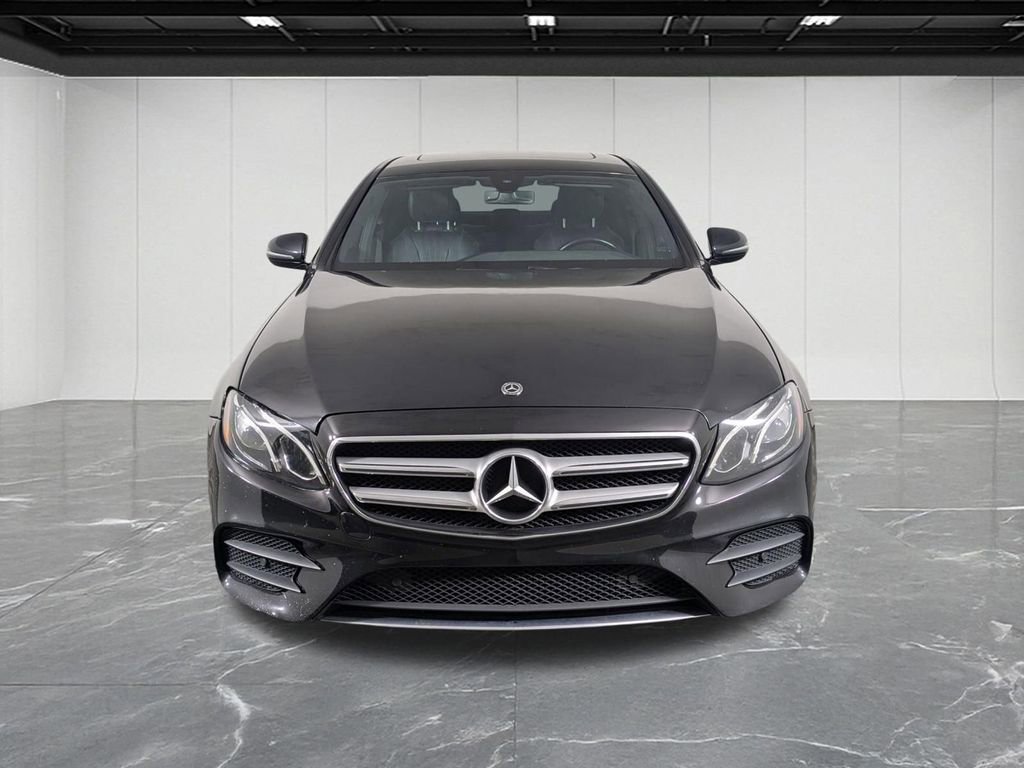 Used 2018 Mercedes-Benz E 300 image 9
