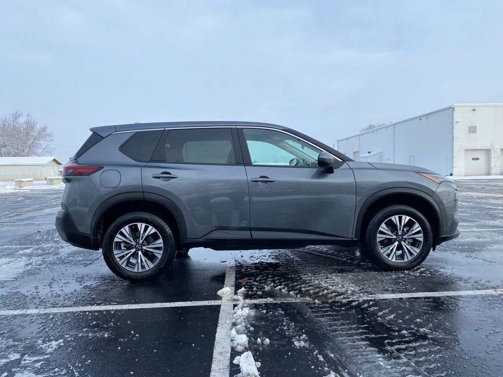 Used 2023 Nissan Rogue SV image 8