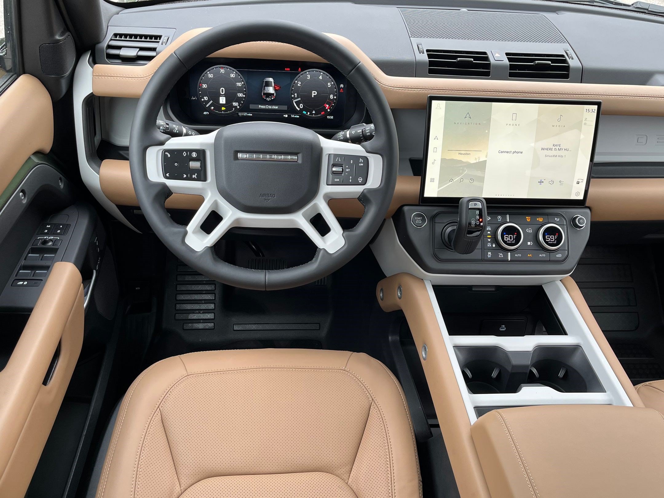 Used 2026 Land Rover Defender 110 X-Dynamic SE AWD/4WD image 4