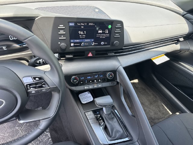 New 2026 Hyundai Elantra Sport FWD image 29