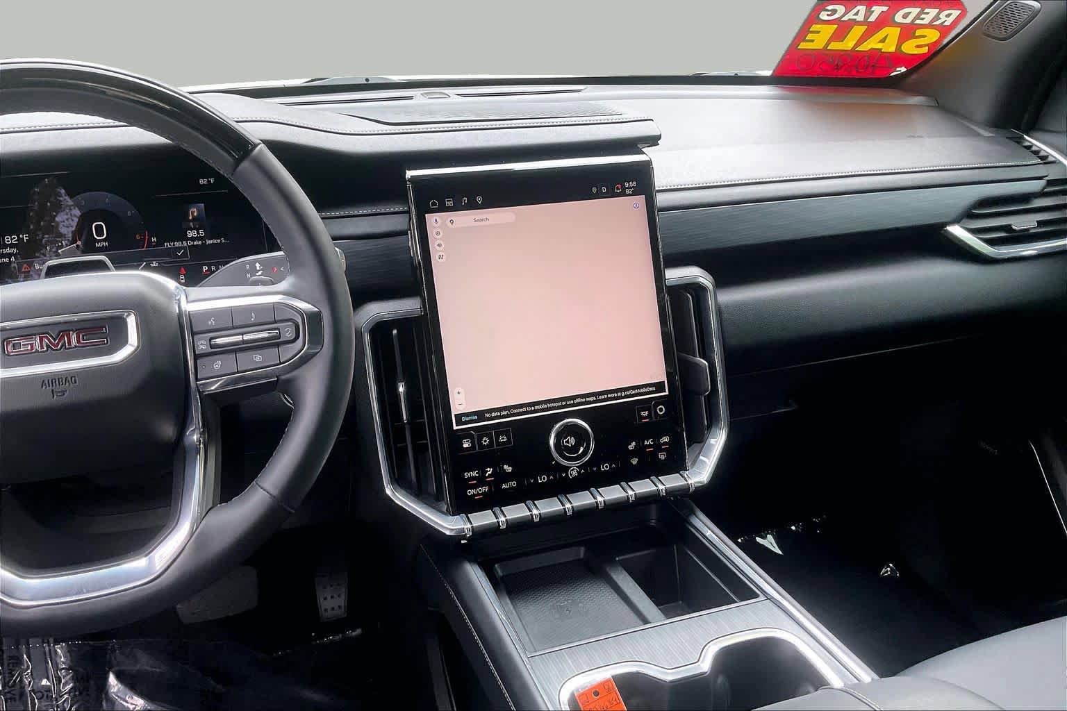Used 2024 GMC Acadia Elevation w/ Super Cruise Package FWD image 7