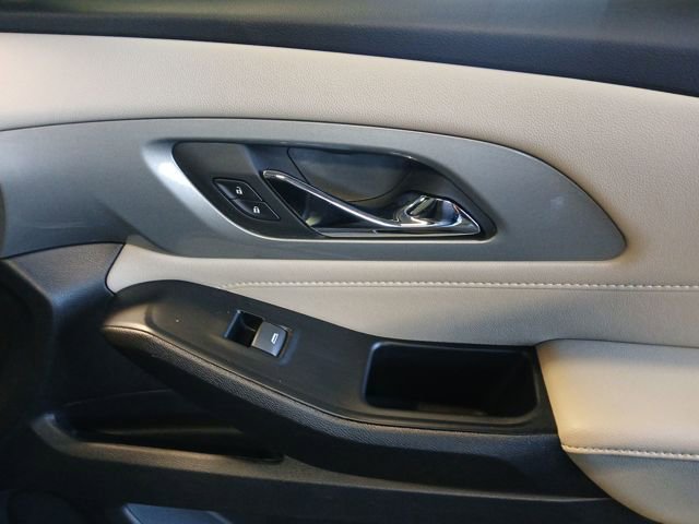 Used 2023 Chevrolet Traverse LS w/ Midnight/Sport Edition image 48