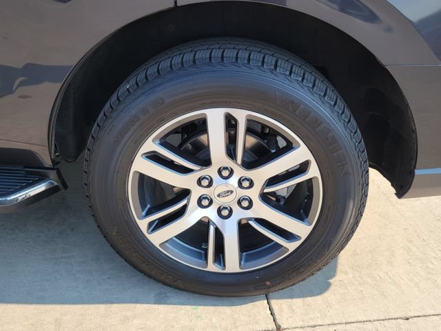 Used 2022 Ford Expedition Limited AWD/4WD image 15