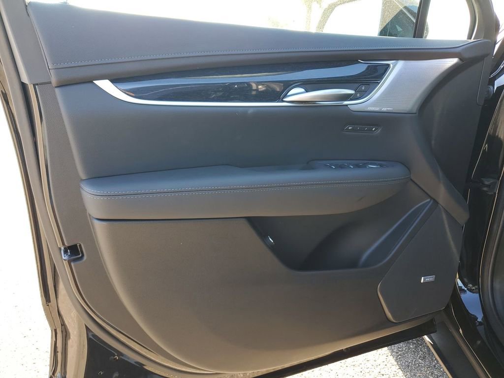 New 2025 Cadillac XT5 Premium Luxury w/ Technology Package image 24