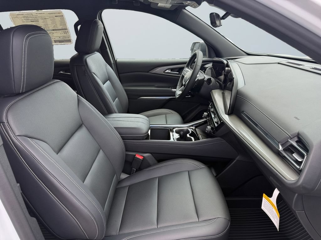 New 2026 Chevrolet Traverse LT w/ Driver Confidence Package FWD image 15