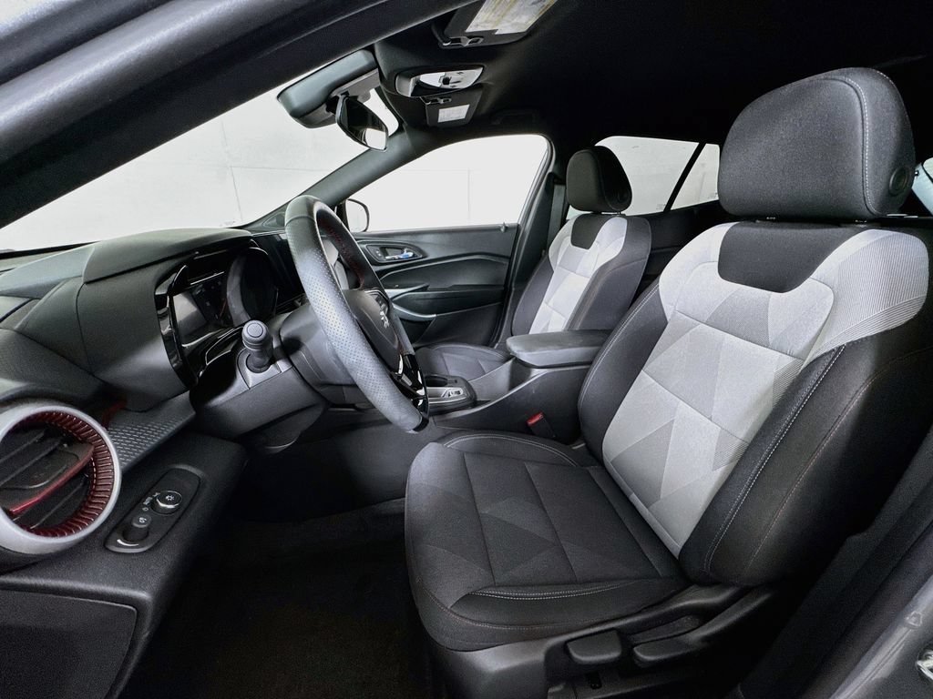 Used 2026 Chevrolet Trax RS w/ Driver Confidence Package FWD image 20