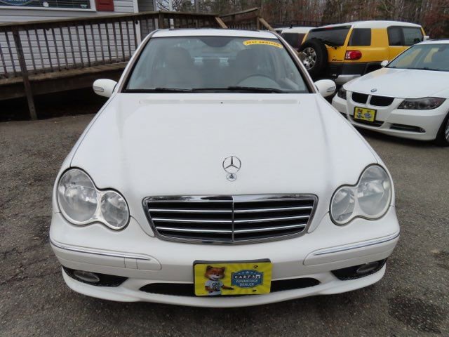 Used 2005 Mercedes-Benz C 320 Sedan image 3