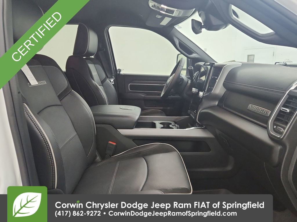 Used 2025 RAM 2500 Laramie w/ Sport Appearance Package AWD/4WD image 33