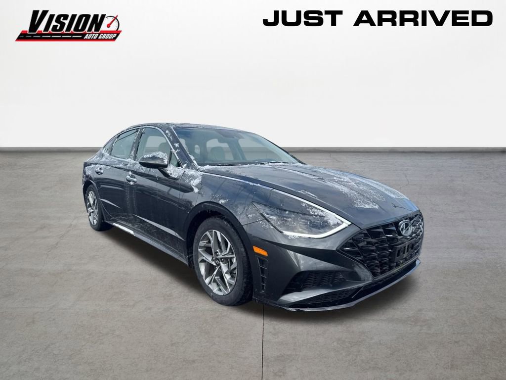 Certified 2023 Hyundai Sonata SEL w/ Convenience Package image 3
