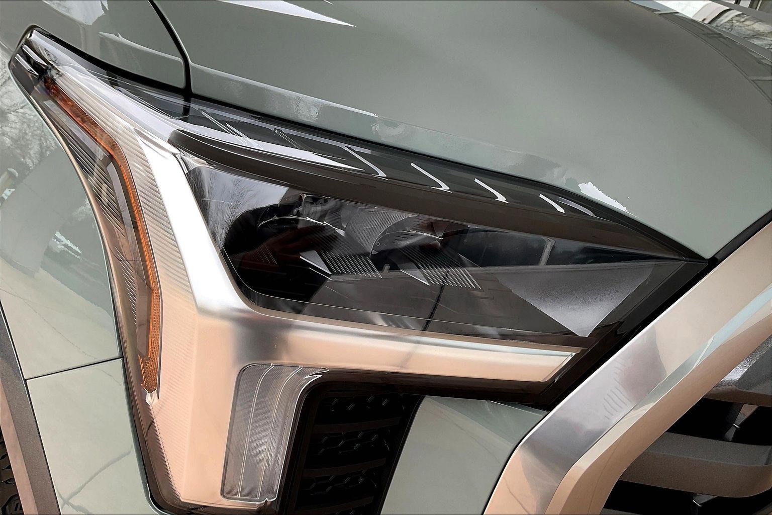 Used 2025 Toyota Tundra Limited image 32