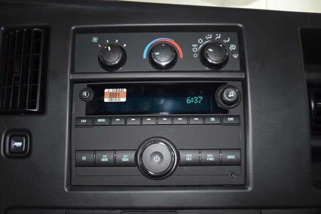 New 2025 Chevrolet Express 3500 w/ Power Convenience Package RWD image 19