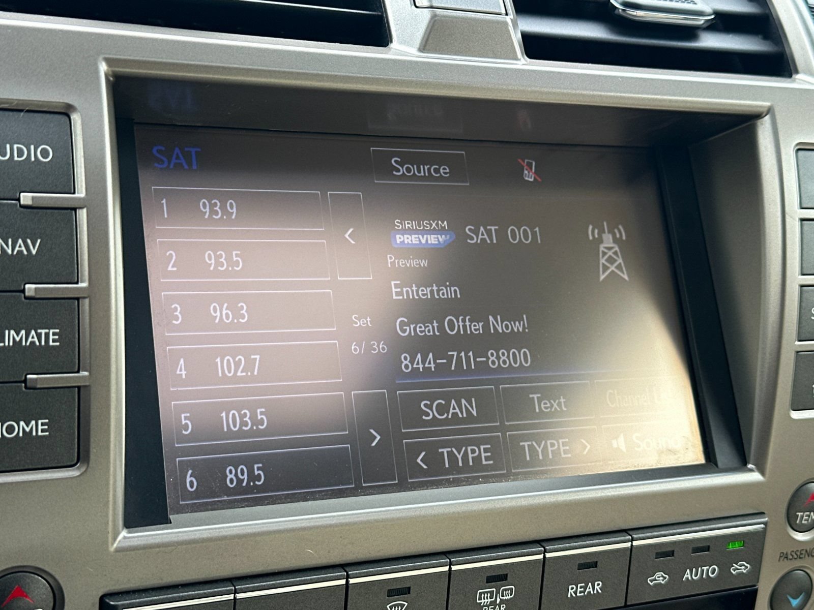 Used 2014 Lexus GX 460 Luxury AWD/4WD image 22