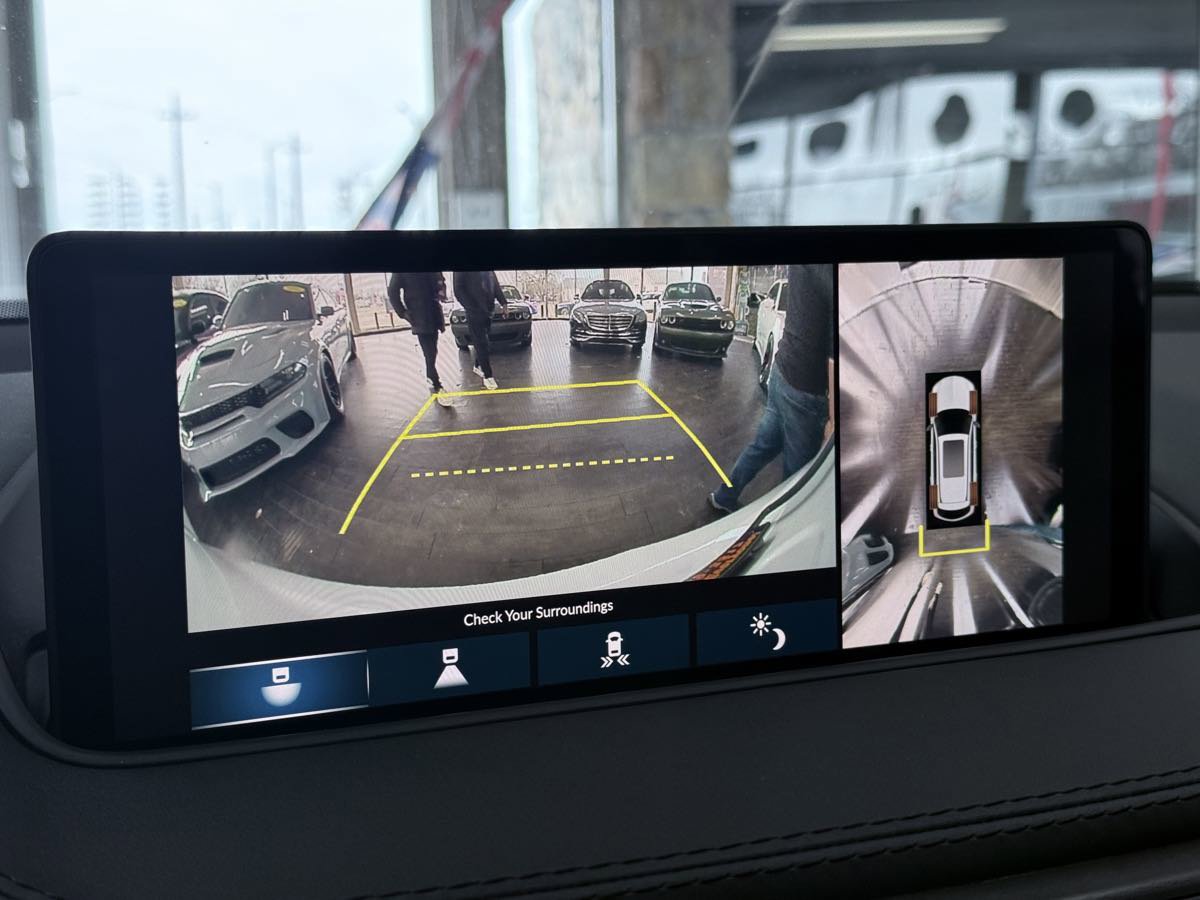 Used 2023 Acura MDX SH-AWD w/ Advance Package image 64