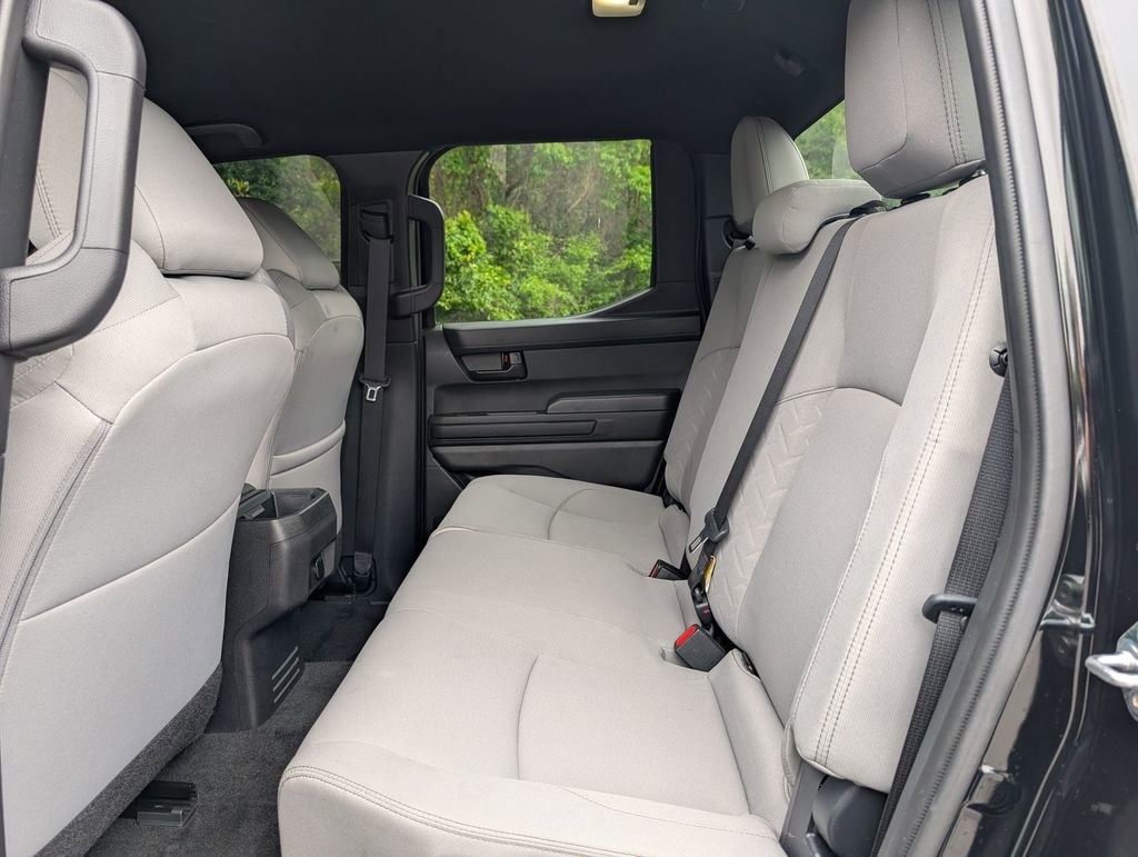 Used 2025 Toyota Tacoma SR5 AWD/4WD image 25