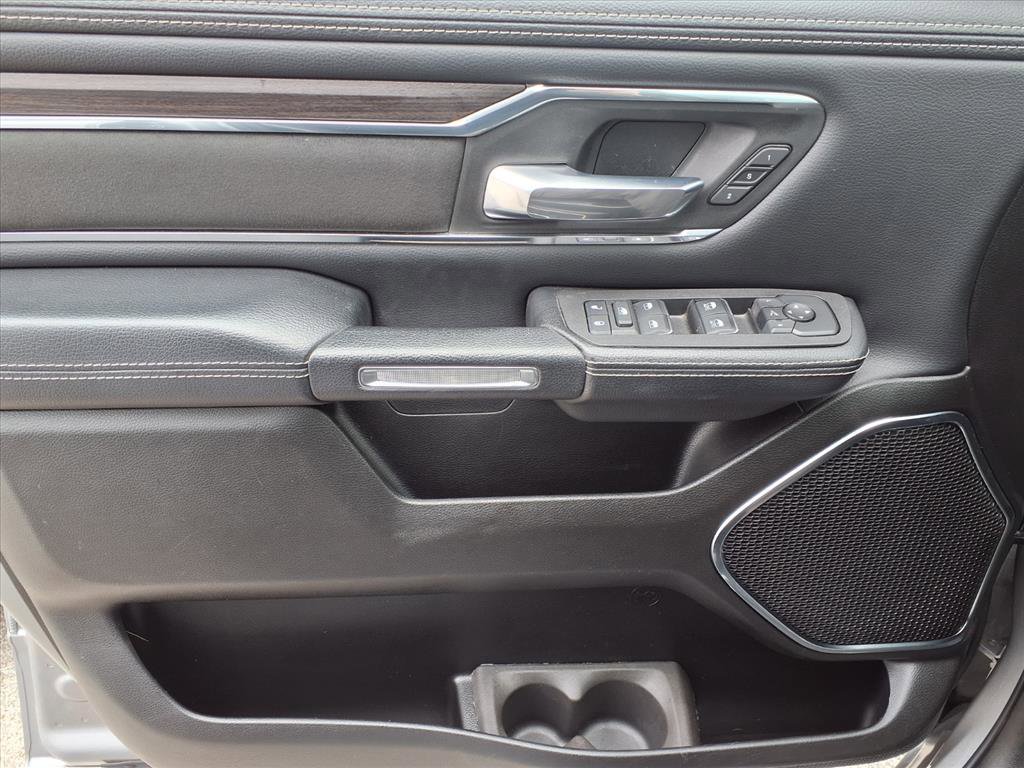 Used 2025 RAM 1500 Laramie AWD/4WD image 19