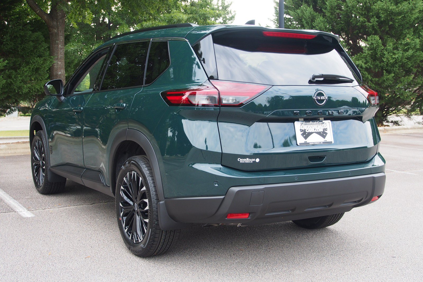 New 2026 Nissan Rogue Dark Armor FWD image 5
