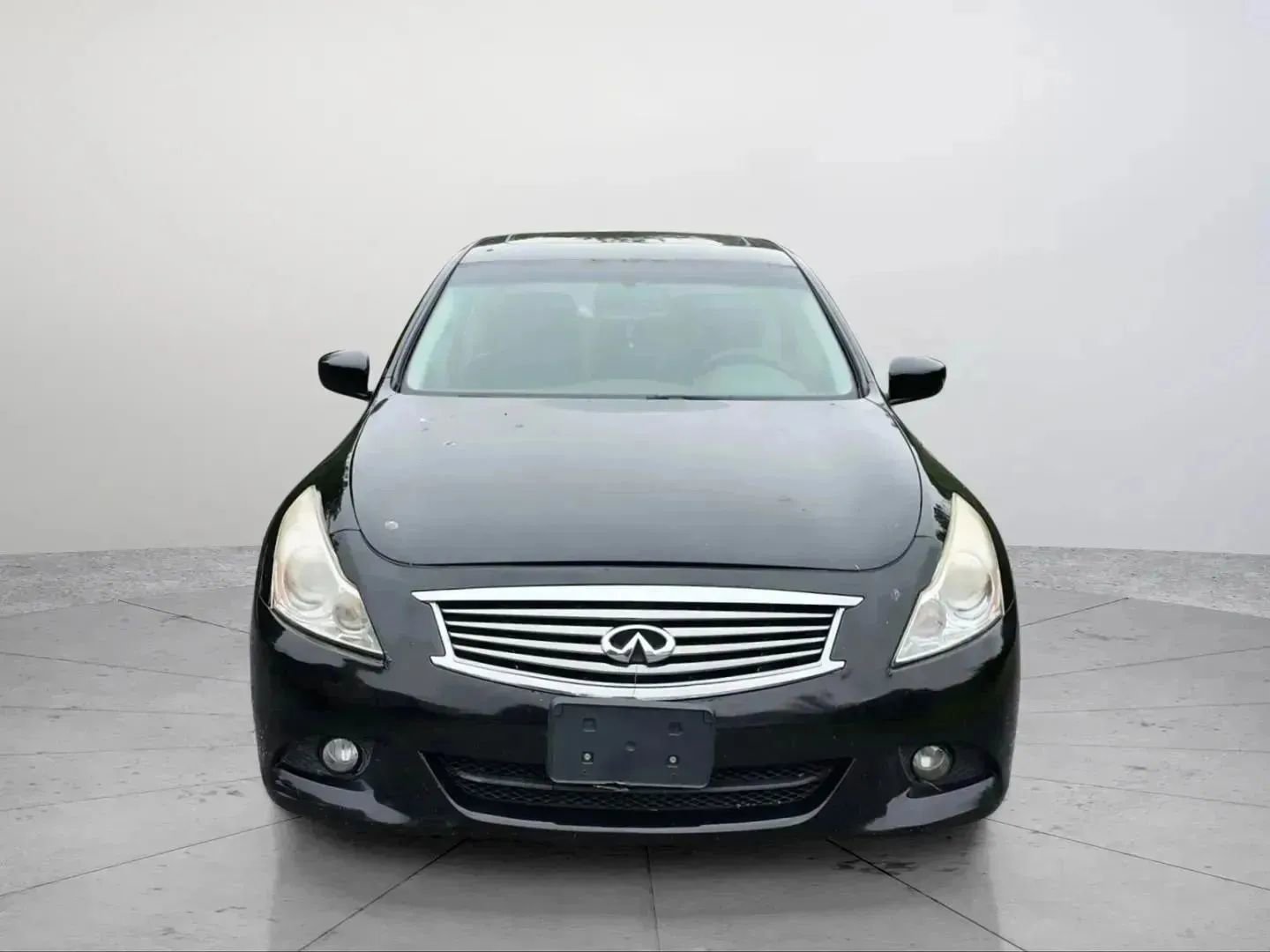 Used 2015 INFINITI Q40 w/ Moonroof Package image 2