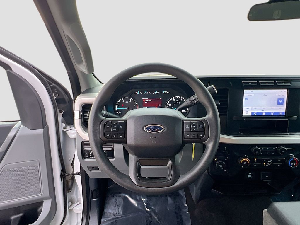 Used 2024 Ford F250 XLT image 11